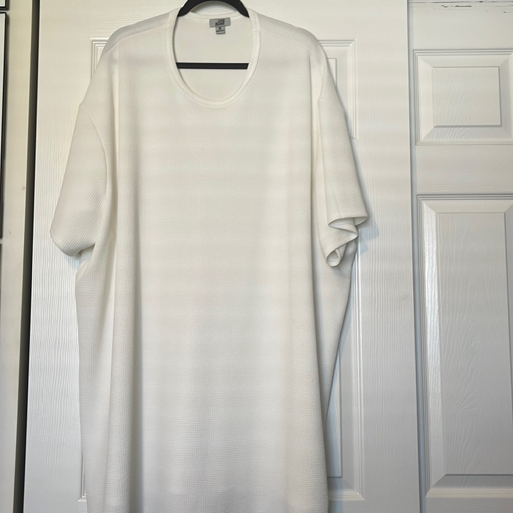 One Bone Brand textured tee shirt.  5x.